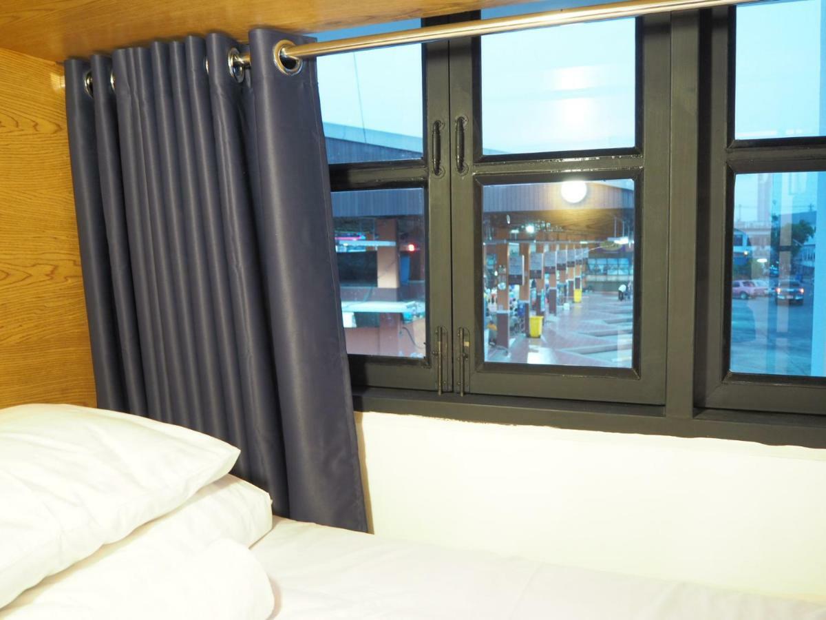 Terminal Hostel Lampang Kültér fotó