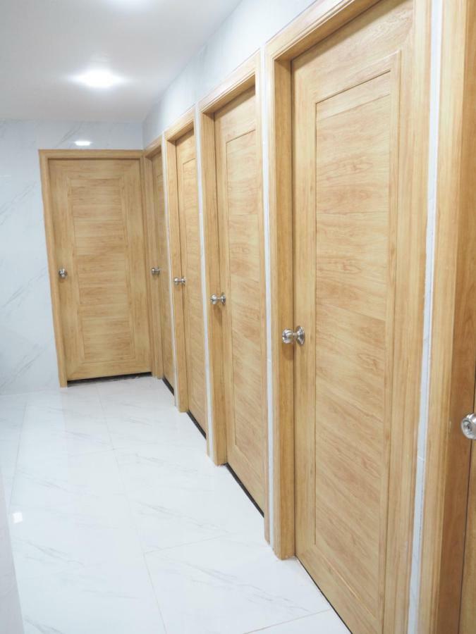 Terminal Hostel Lampang Kültér fotó