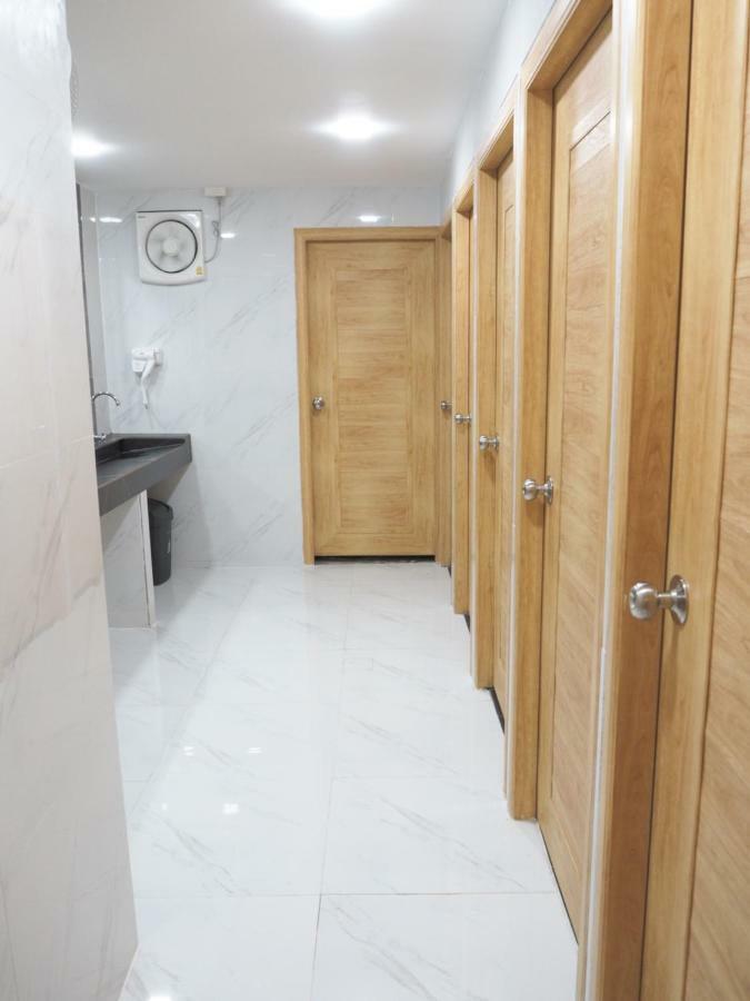 Terminal Hostel Lampang Kültér fotó
